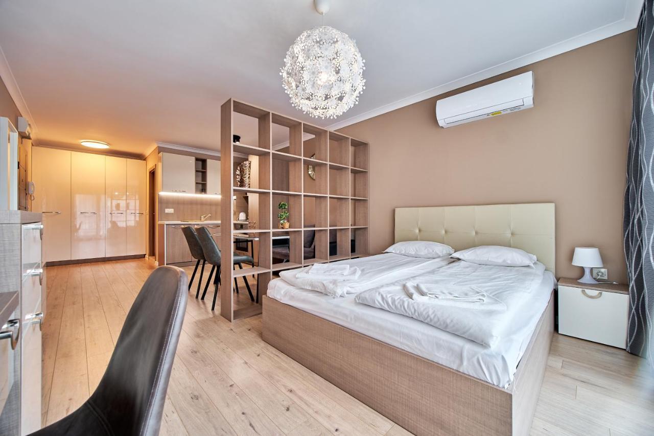 Comfy Luxury Center Apartment Varna Exteriér fotografie